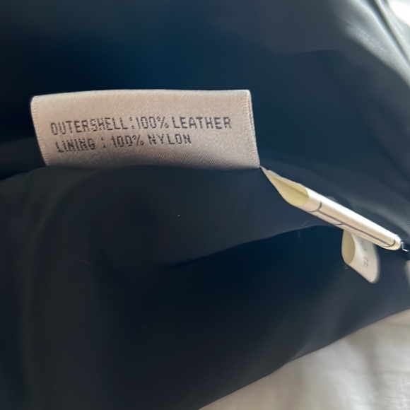 Casual Corner Leather Skirt - Picture 4 of 5